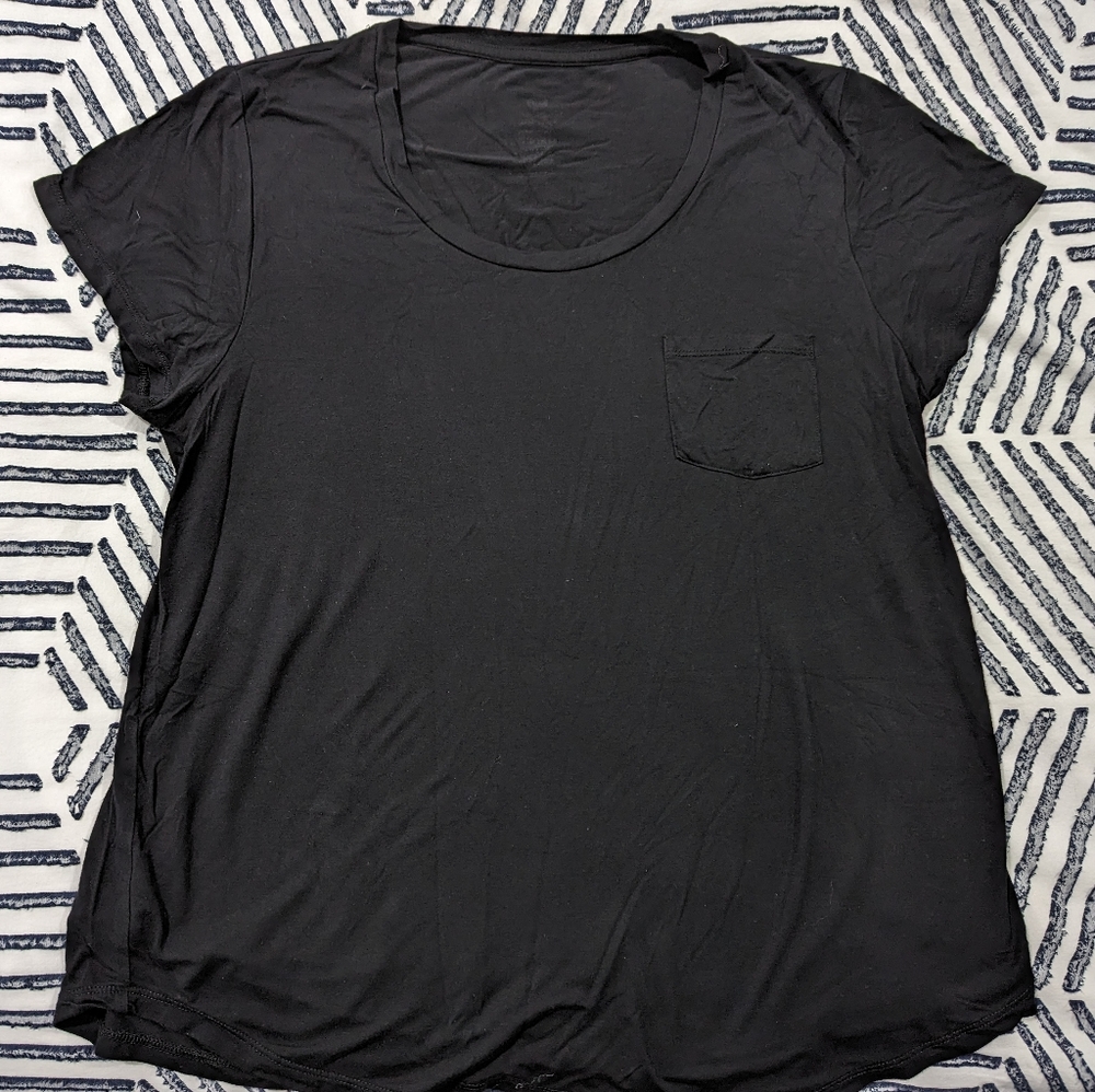 Kindred Bravely Everyday Maternity and Nursing T-Shirt, Black, Large